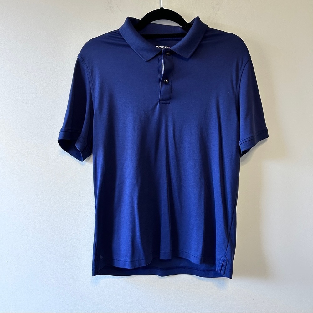 UNTUCKit Men's Med Damaschino Navy Polo Shirt wrinkle Resistant Cotton